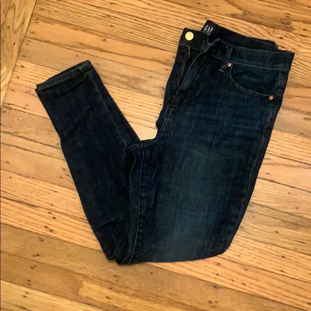 Gap mid rise dark wash true skinny jeans